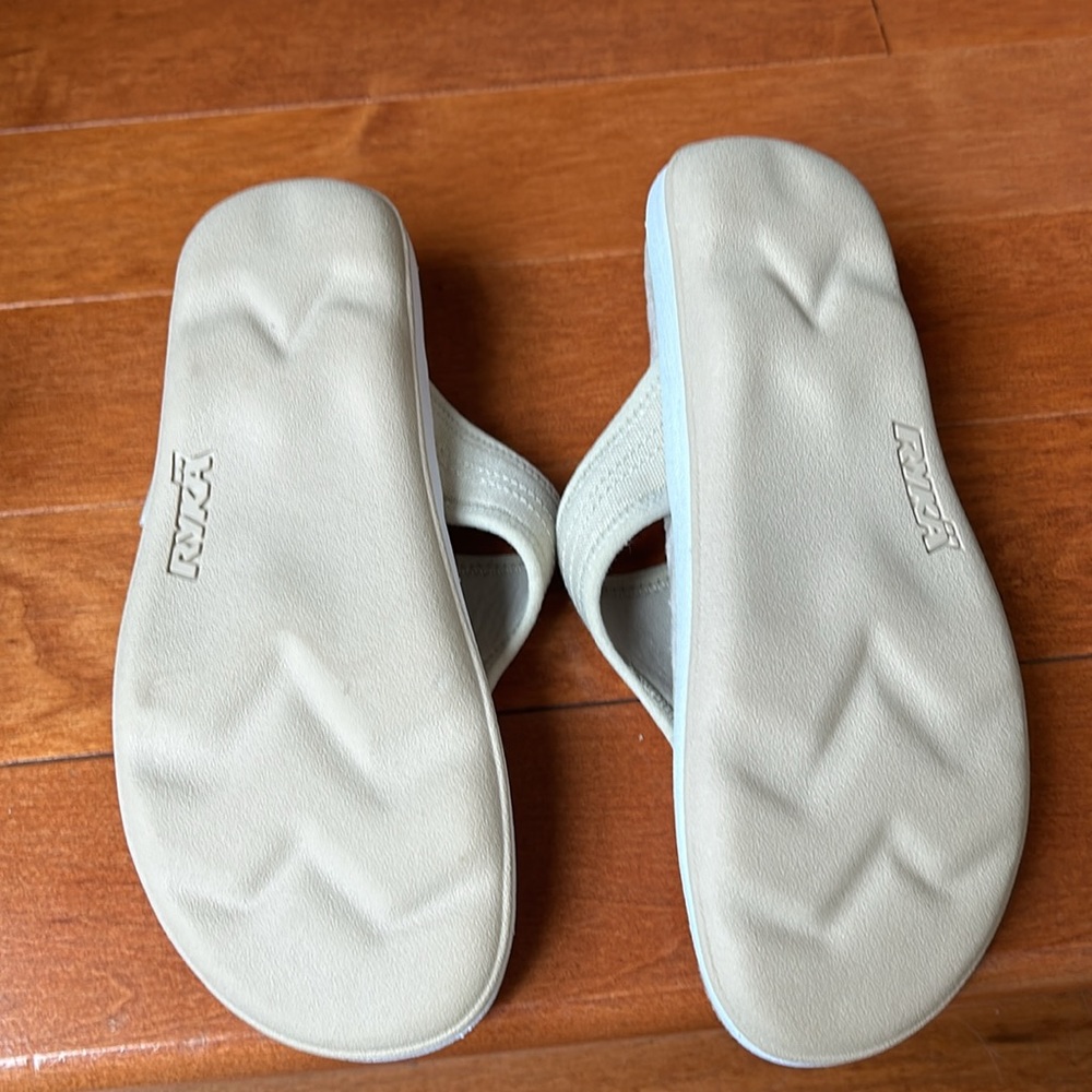 NWT Ryka Flip Flop Sandal Size 8 - Picture 7 of 8